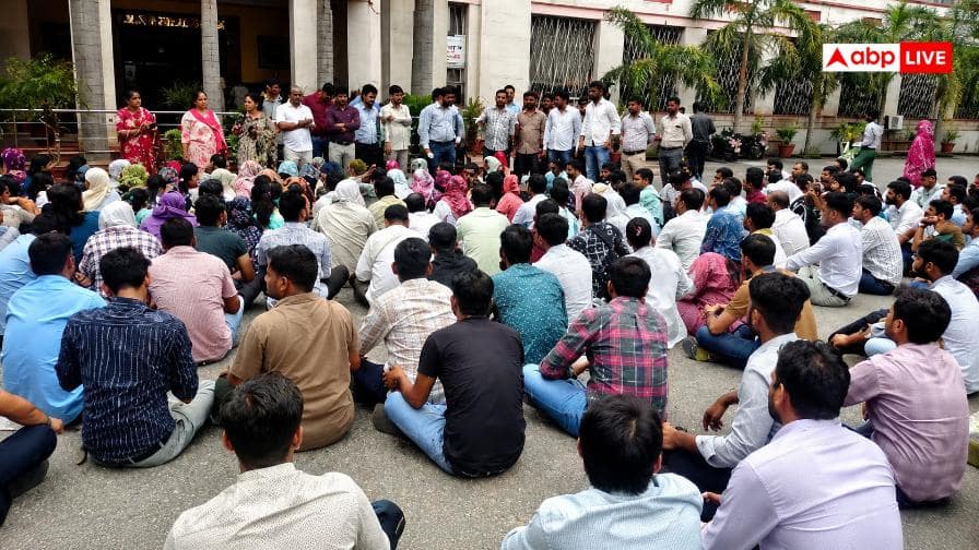 Rajasthan: Nursing staff angry over death of contract worker Deepak, health service affected due to strike
