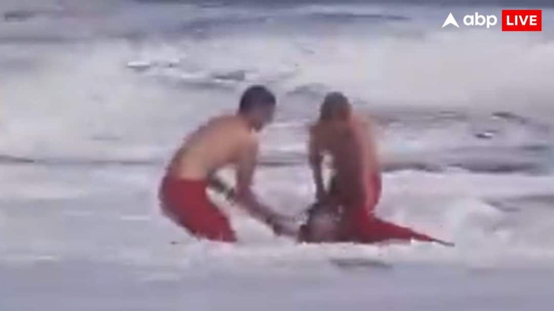 Trump will give America’s biggest honor to the lifeguard who saved the life of a boy on the beach