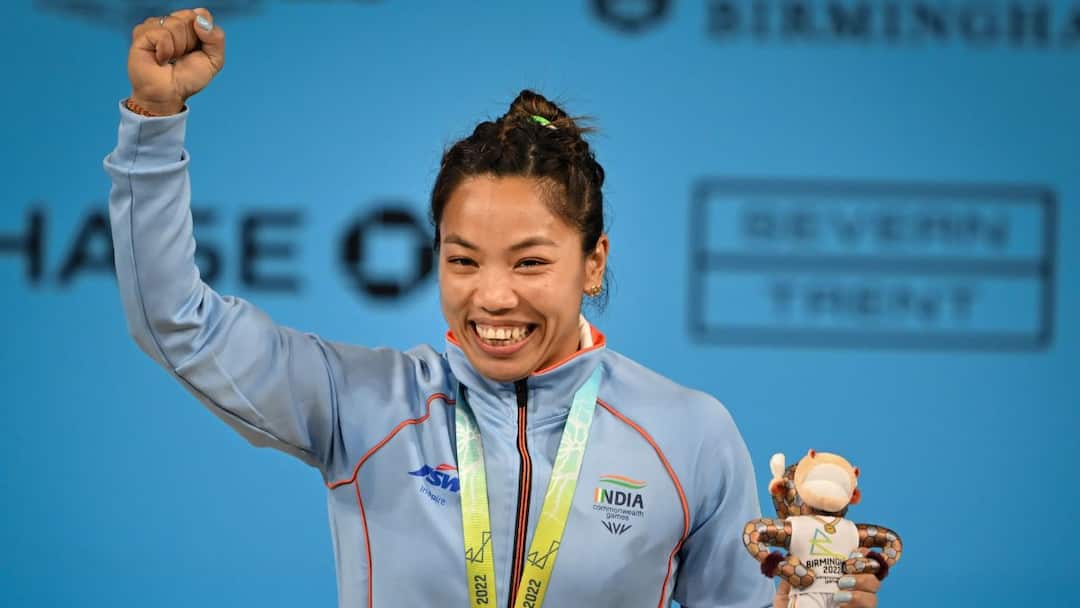 Mirabai Chanu Statement: After winning the third consecutive gold medal, to whom did Mirabai Chanu give the credit for this success, know the name